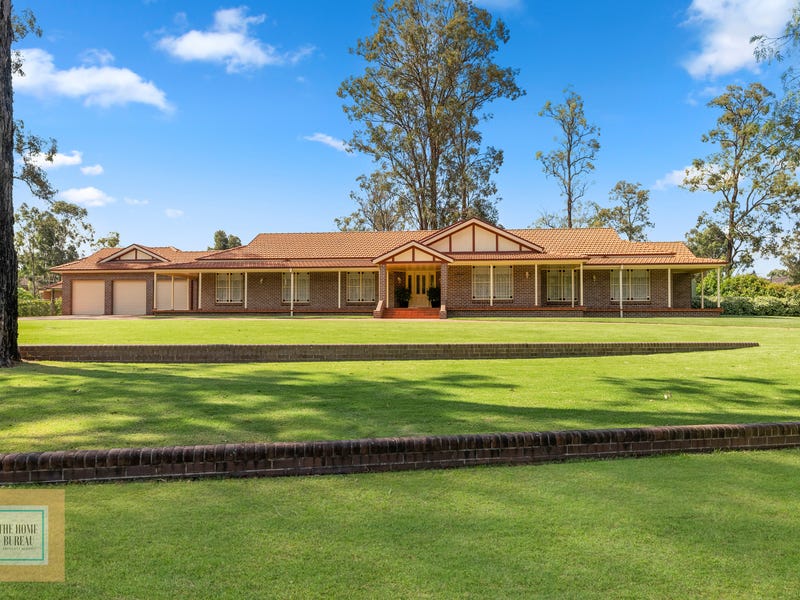 2 Wavehill Avenue, Windsor Downs, NSW 2756