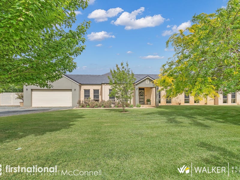 2 Gardadale Drive, Kyabram, Vic 3620 Property Details