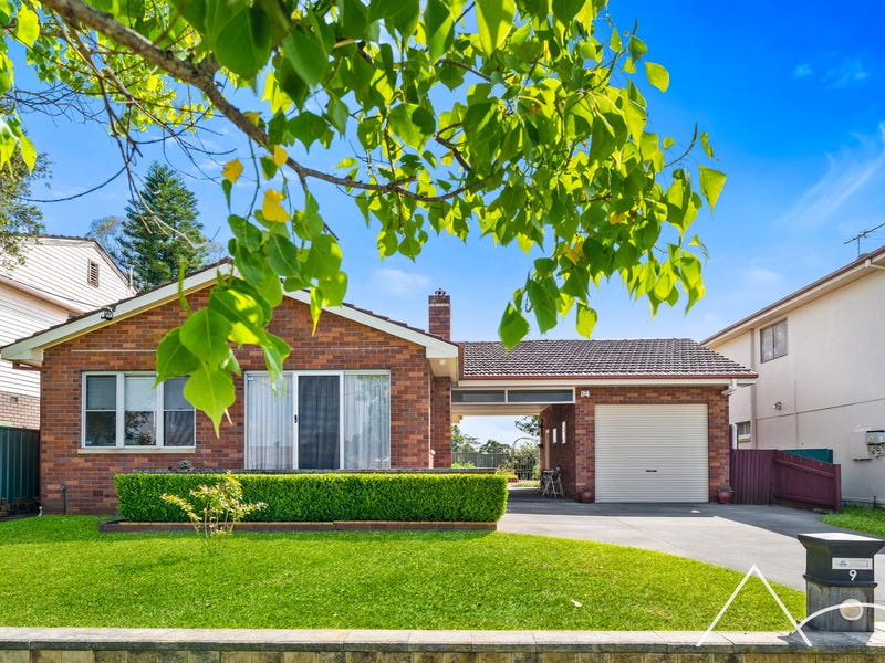 9 Russell Street, Campbelltown, NSW 2560 Property Details