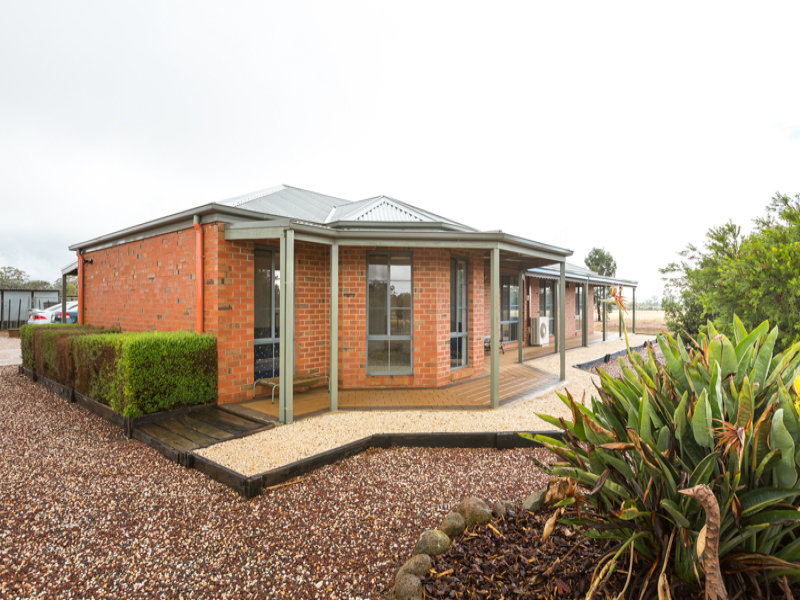 215 Powers Road, Shelbourne, VIC 3515