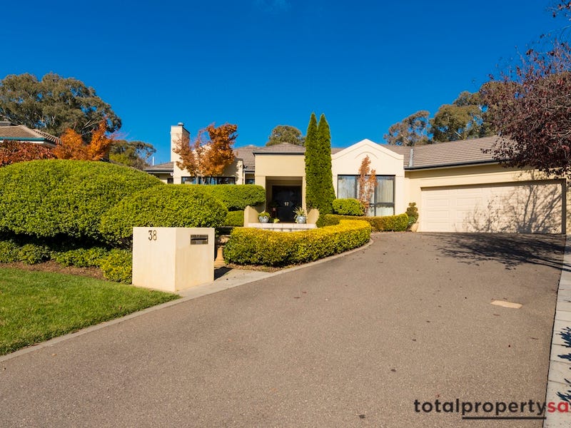 38 Lynch Street, Hughes, ACT 2605 Property Details