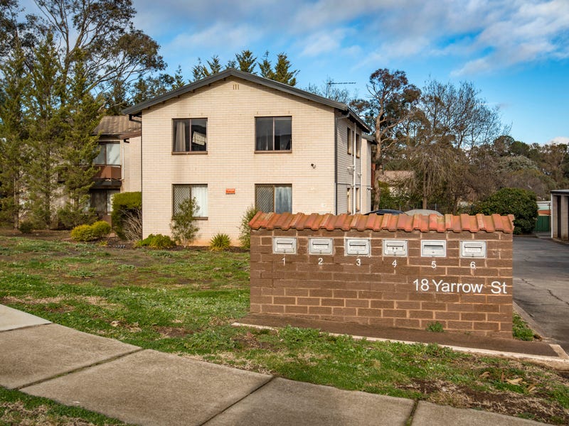 2/18 Yarrow Street, Queanbeyan East, NSW 2620