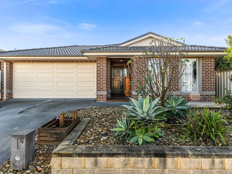 4 Romina Street, Pakenham, VIC 3810