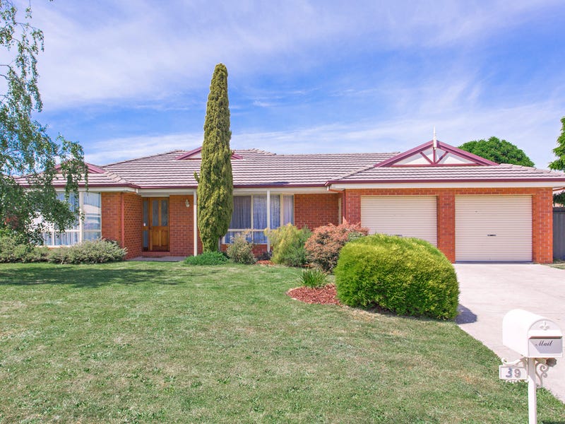 39 Wicklow Drive, Invermay Park, VIC 3350