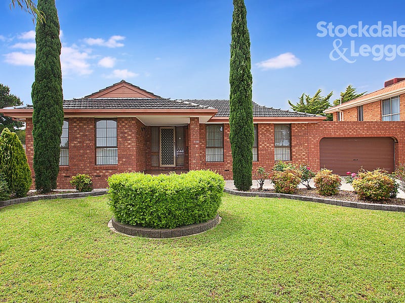 32 Thornhill Drive, Keilor Downs, VIC 3038