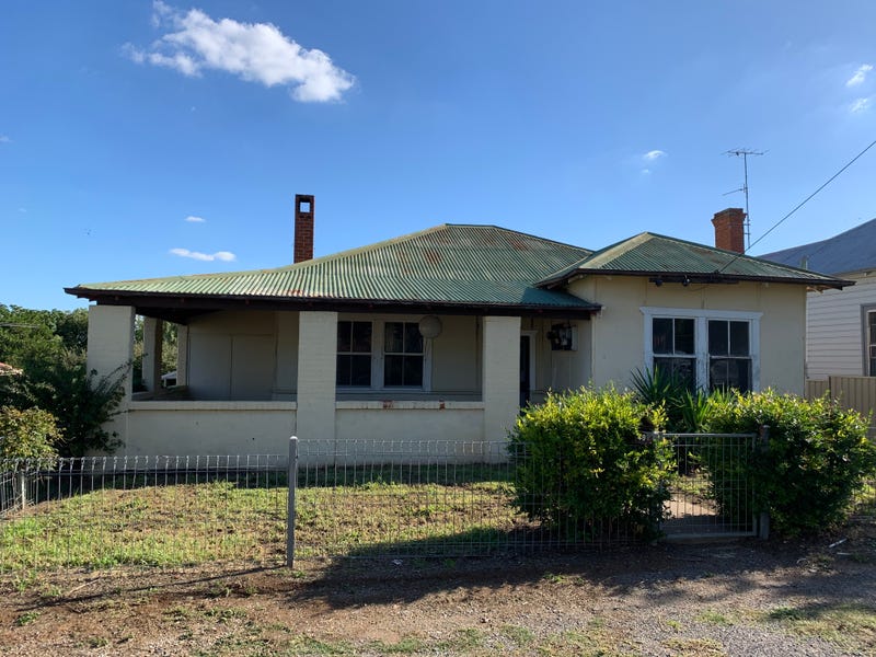 49 Byrnes Avenue, Tamworth, NSW 2340