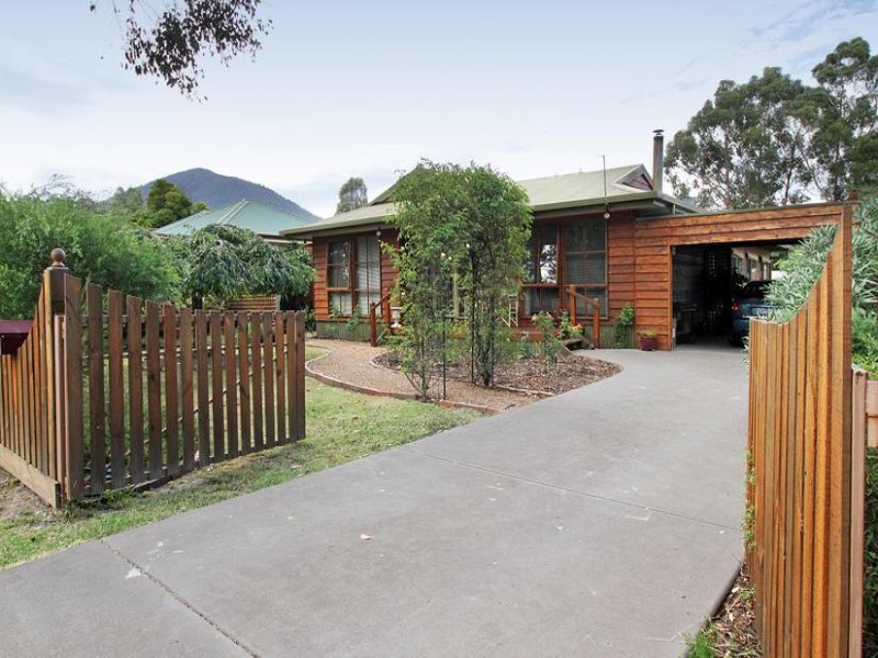 64 Farnham Road, Healesville, Vic 3777 Property Details