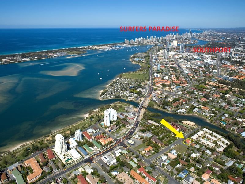 2 Rathbone Place, Labrador, Qld 4215 Property Details