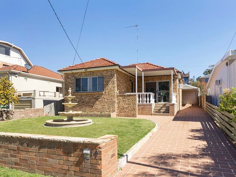 14 Waratah Parade, Narraweena, NSW 2099