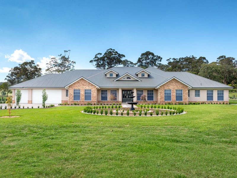 6 Edward Riley Drive, Bowral, NSW 2576 Property Details