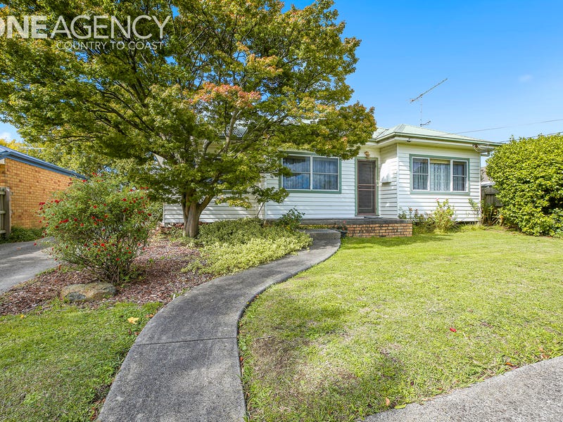 8 Winston Street, Yarragon, Vic 3823 Property Details