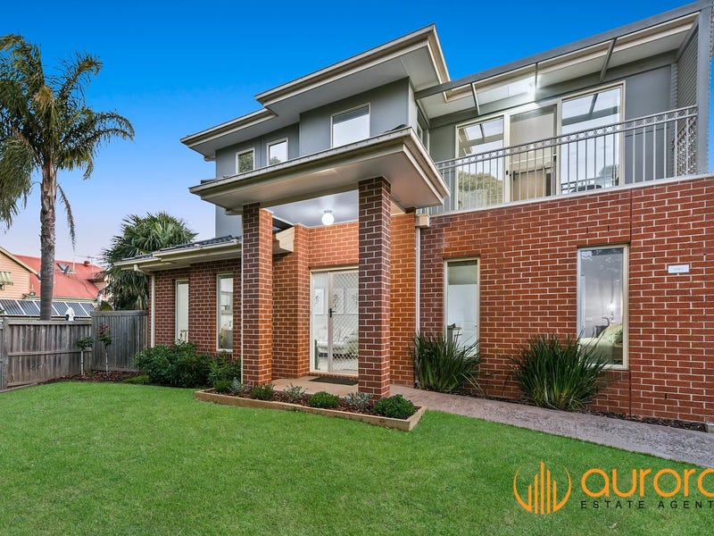 1/4244 Inglis Road, Berwick, VIC 3806