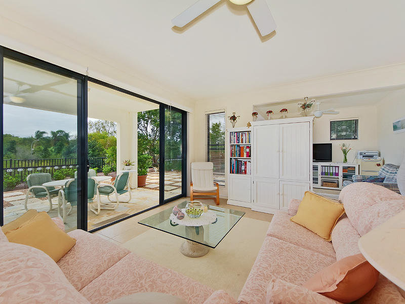 1064 The Cove. Emerald Lakes. 1 The Cove Crescent, Carrara, Qld 4211 Property Details