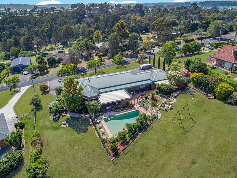 6 Blue Gum Drive, Aberglasslyn, NSW 2320 Property Details