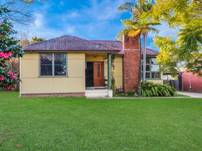 19 Plunkett Street, Nowra, NSW 2541 Property Details