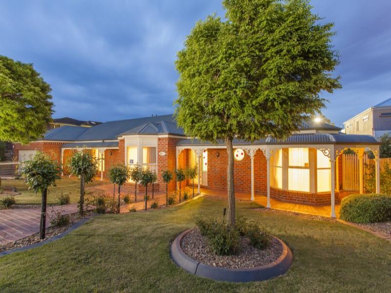 54 Meadowvale Drive, Grovedale, VIC 3216