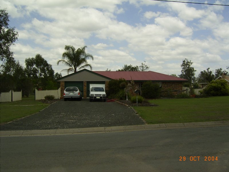 40 Roland Court, Peak Crossing, QLD 4306