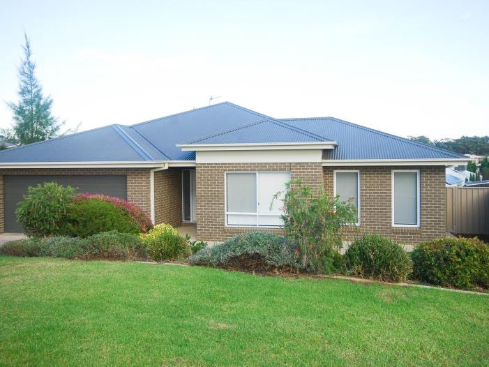 78 Kaloona Drive, Bourkelands, NSW 2650