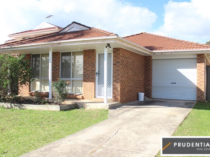 45 St Helens Park Drive, St Helens Park, NSW 2560