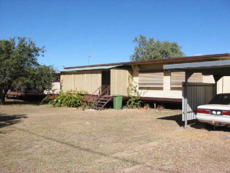 22 Alyss Street Hughenden QLD 4821 realestate .au