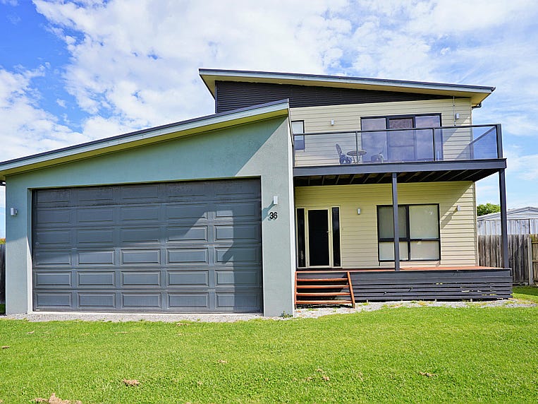 36 Stewart Street, Port Welshpool, VIC 3965
