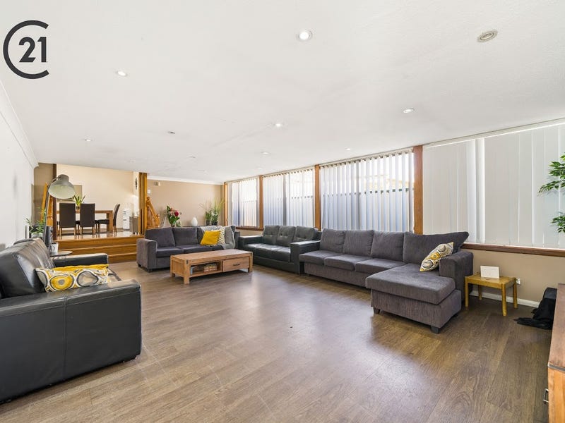 13 Ashcroft Street, Hall, NSW 2198