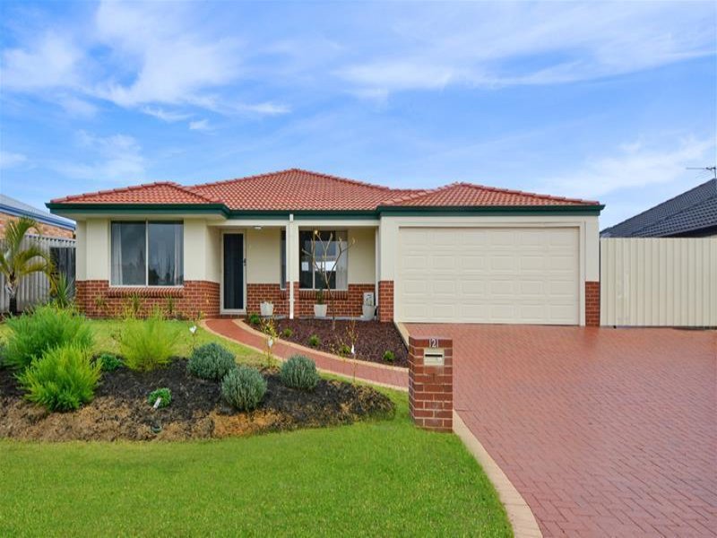 121 Santa Barbara Parade, Quinns Rocks, WA 6030