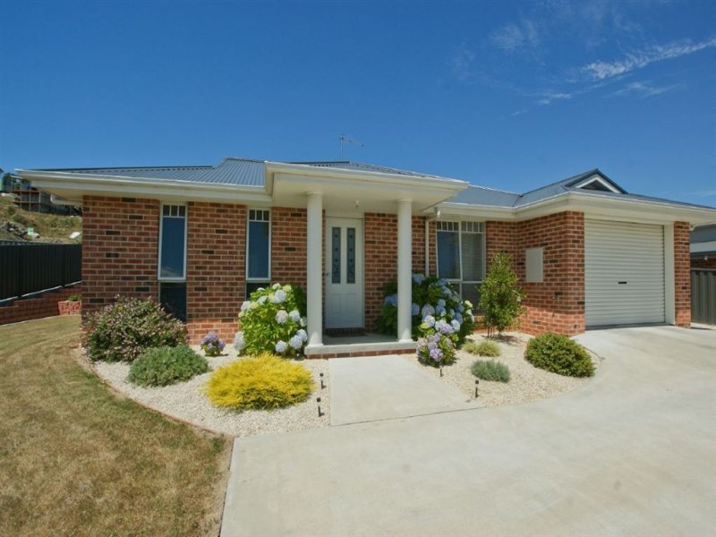 2/34 Street, Devonport, Tas 7310 Property Details