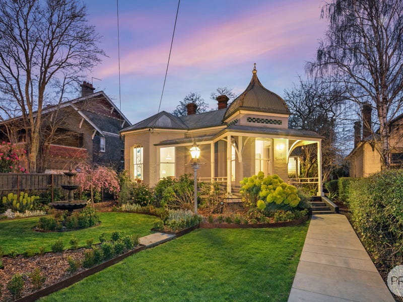 16 Pleasant Street South, Newington, Vic 3350 Property Details