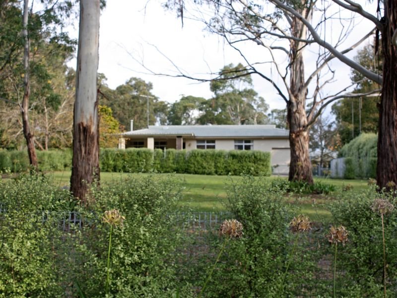 65 Sunninghill Avenue, Burradoo, NSW 2576