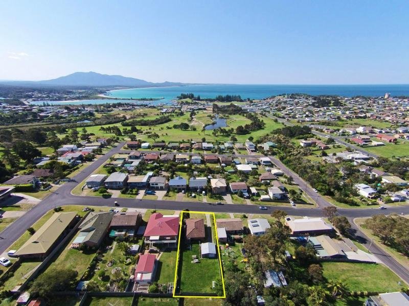 8 Welsh Street, Bermagui, NSW 2546 Property Details