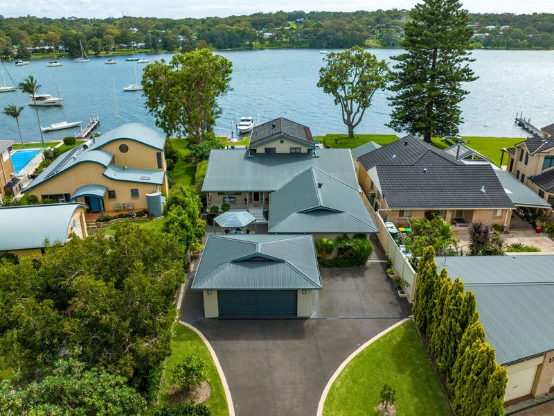 19 Dandaraga Road, Brightwaters, NSW 2264 Property Details