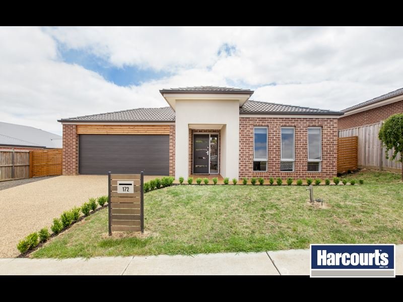 172 Twin Ranges Drive, Warragul, VIC 3820