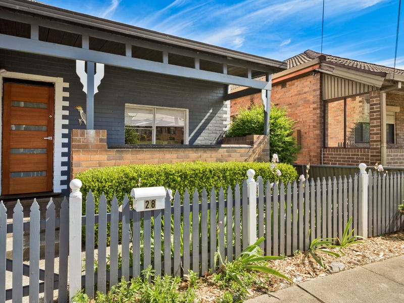 28 Lett Street, Lithgow, NSW 2790 Property Details