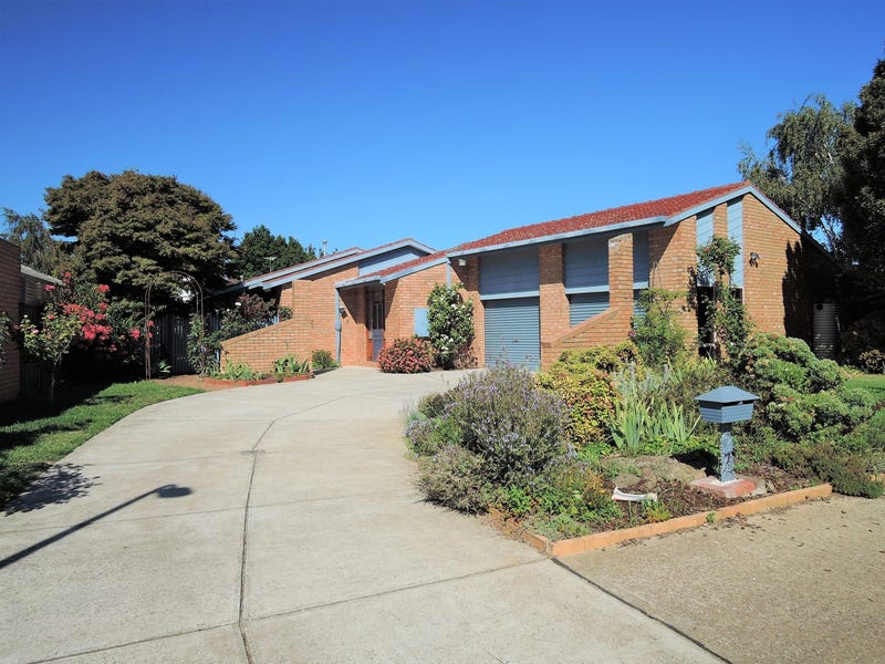 7 Montpellier Drive, Werribee, VIC 3030