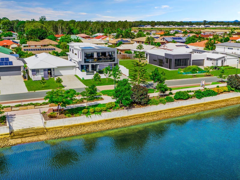 Houses for Sale in Pelican Waters, QLD 4551