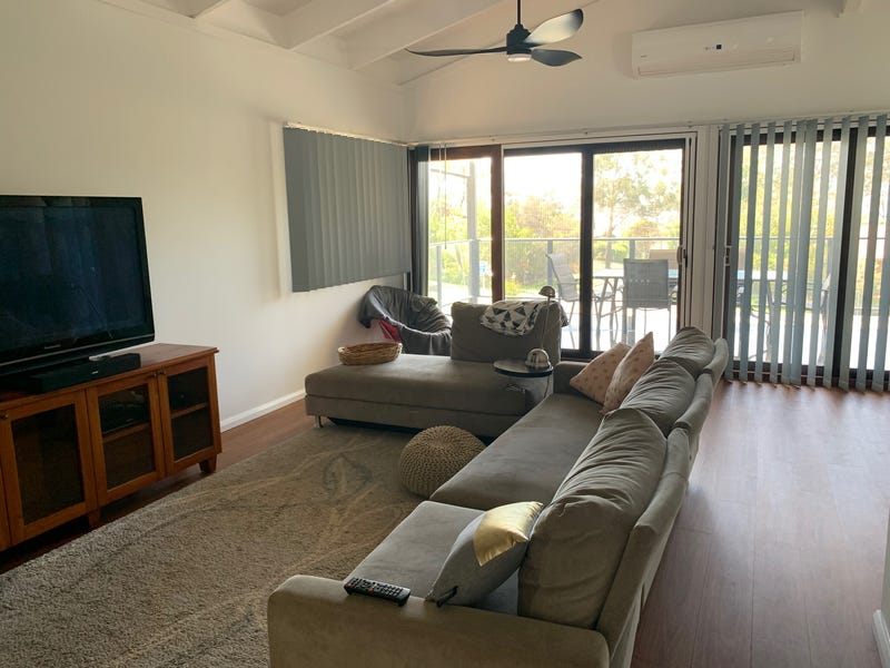 584 Beach Road, Denhams Beach, NSW 2536