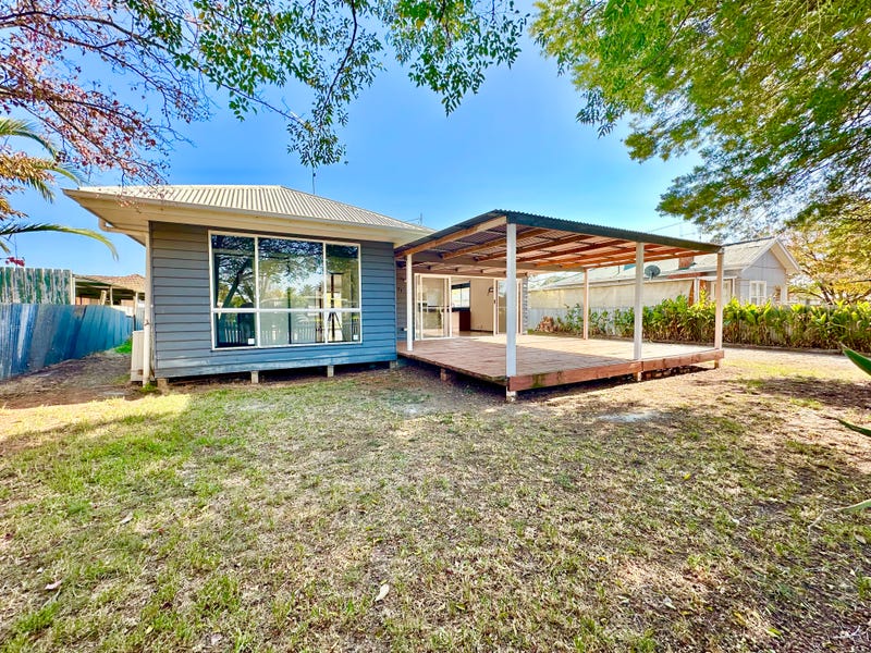 71 COREE STREET, Finley, NSW 2713 House for Sale