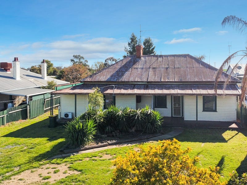 65 Hannon Street, Sea Lake, VIC 3533