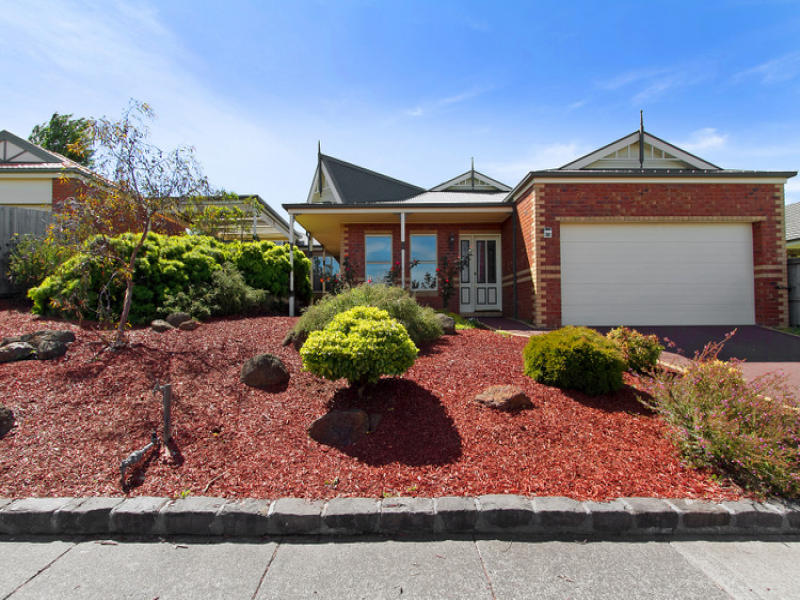 89 Bemersyde Drive, Berwick, VIC 3806