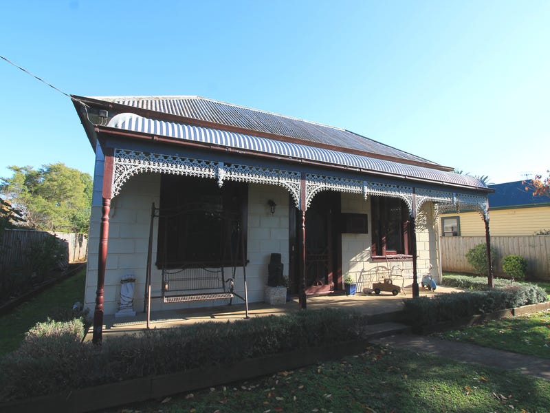 21 Station Street, Koroit, VIC 3282 - realestate.com.au