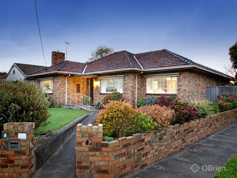 6 Young Street, Oakleigh, VIC 3166