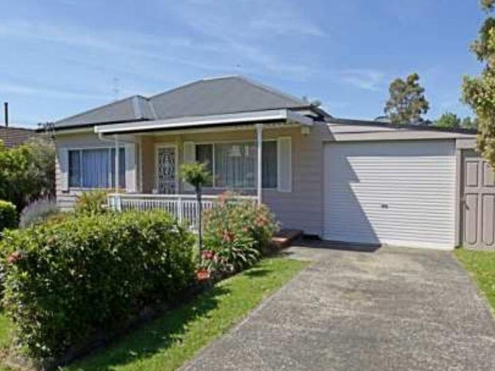 13 Margaret Street, Balgownie, NSW 2519