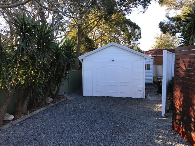 32A Keats Avenue, Bateau Bay, NSW 2261