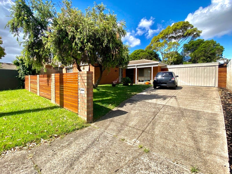 15 Dunrobin Court, Carrum Downs, VIC 3201