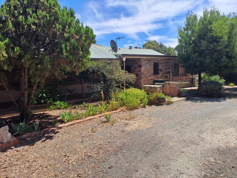 2 Watt Road, Burra, SA 5417 House for Sale