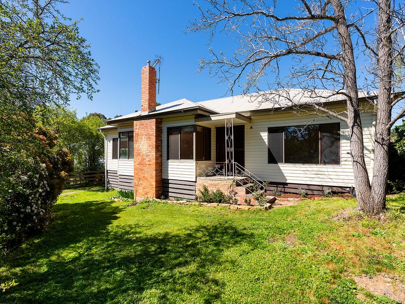 360 Barker Street, Castlemaine, Vic 3450 Property Details