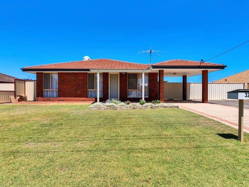 32 Crystaluna Drive, Golden Bay, WA 6174