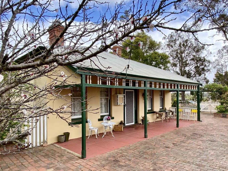 11 Albany Highway, Mount Barker, WA 6324