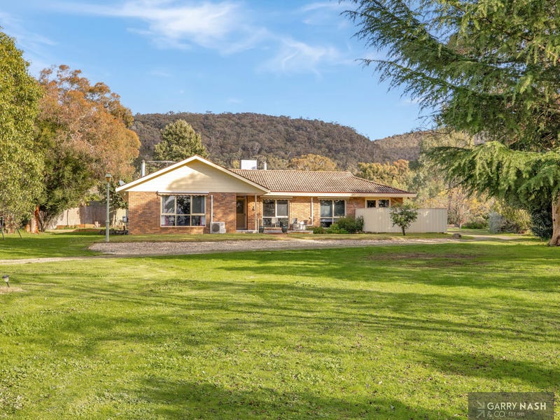 9 Kurrajong Lane, Glenrowan, Vic 3675 Property Details